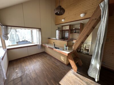 【売却か譲渡型で募集を再開！】（大竹海岸が近い！？）茨城県鉾田市二重作・別荘地風な場所にある廃墟っぽい平屋物件！！