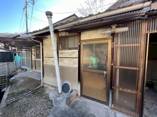 岡山県倉敷市児島阿津・3軒が連なった長屋スタイルの平屋物件を全部貸します！！と言うか借りてください！笑