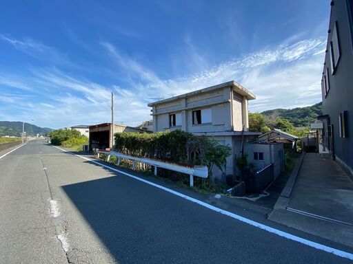 5年後に譲渡します！）和歌山県有田市宮崎町・空き家期間は約1年のリゾート風の戸建物件！
