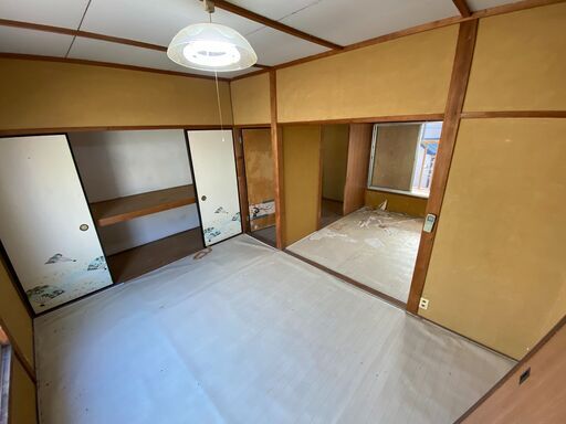 （希望の条件あれば問い合わせください！）大阪府泉南市岡田・立派な柿の木がある2階建て長屋物件！