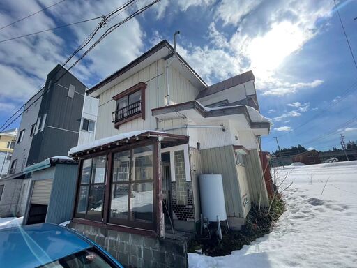 （倉庫貸しに変更しました！！）新潟県妙高市関山・車庫付き戸建て物件を倉庫として好きに活用してください！！