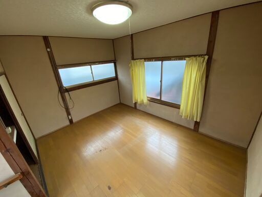 （0122賃料変更！！）岡山県岡山市中区中納言町・立地は良いですが住むには修繕が必要な古民家風の2階建て一軒家！！戸建てに激安で住めるチャンス！