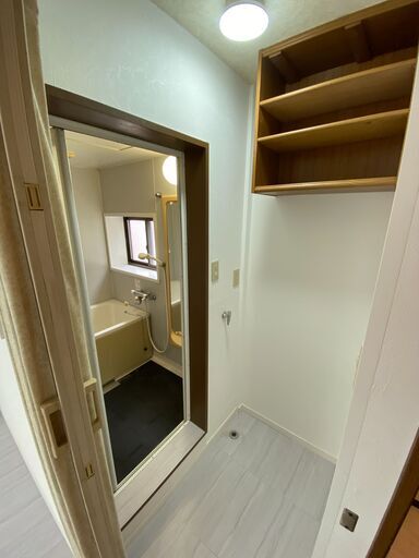 （退去後にリフォーム！！）兵庫県神戸市須磨区外浜町・ロフト付きの3階建て1軒家！（テラスハウス）