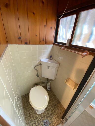 （思い切って家賃を下げてみました！）大阪府大東市三箇・下町感が満載な２階建てテラスハウス物件です！！
