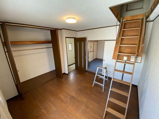（退去後にリフォーム！！）兵庫県神戸市須磨区外浜町・ロフト付きの3階建て1軒家！（テラスハウス）