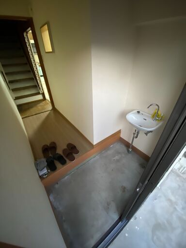 （すぐに住めます！）大阪府寝屋川市大成町にある2025年11月まで住んでいた一部リフォーム済みのペットと住みやすそうな2階建て一軒家！！