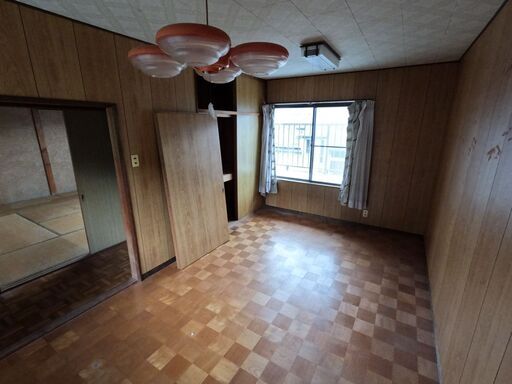 （ちょっと訳ありです…(-_-;)）岐阜県岐阜市大洞桐ヶ丘・車庫＋庭付きの２階建て一軒家！！